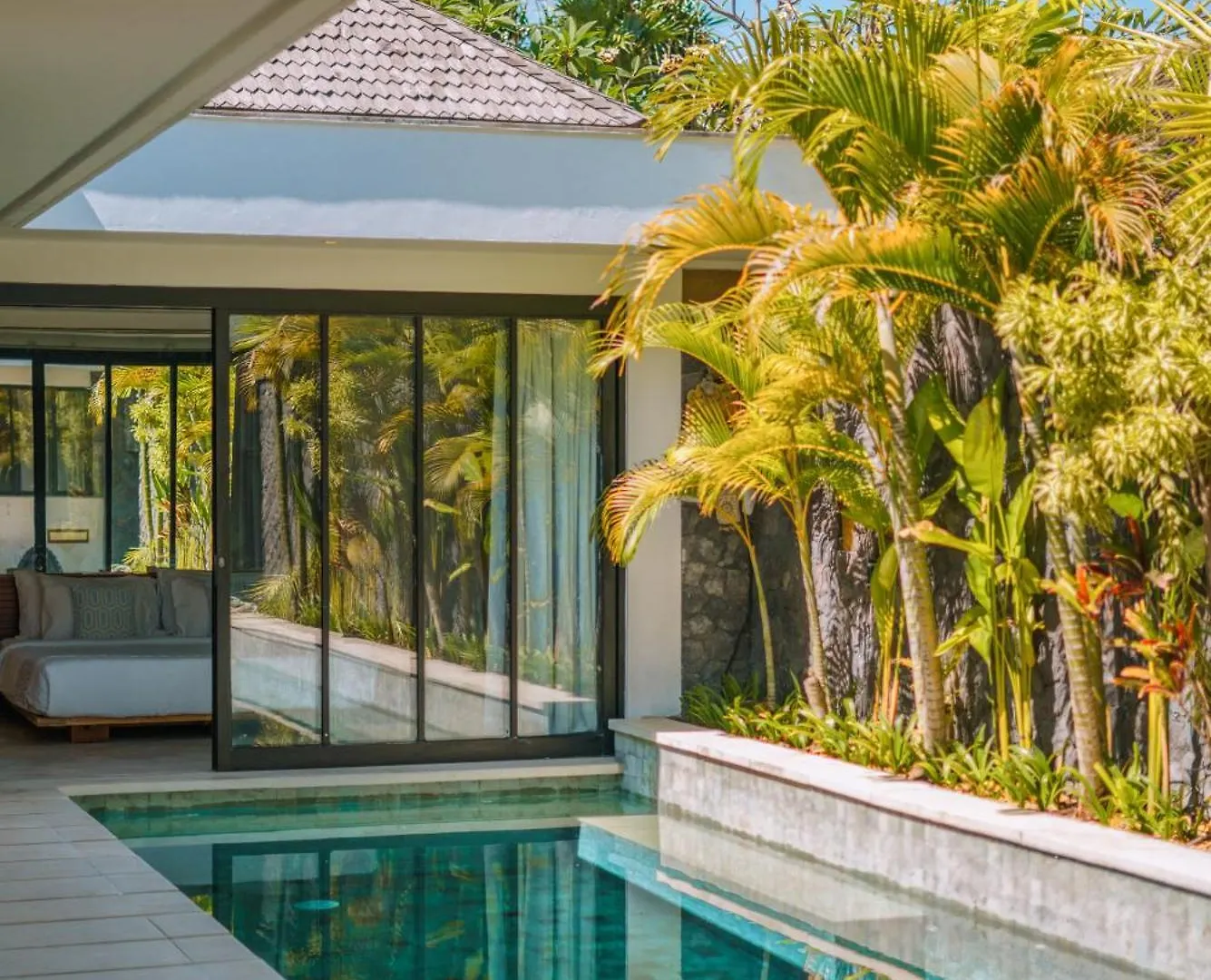 Villa Yasmee : Cozy And Modern 2 Bedroom W/ Pool In Seminyak ! 0*, 塞米亚克